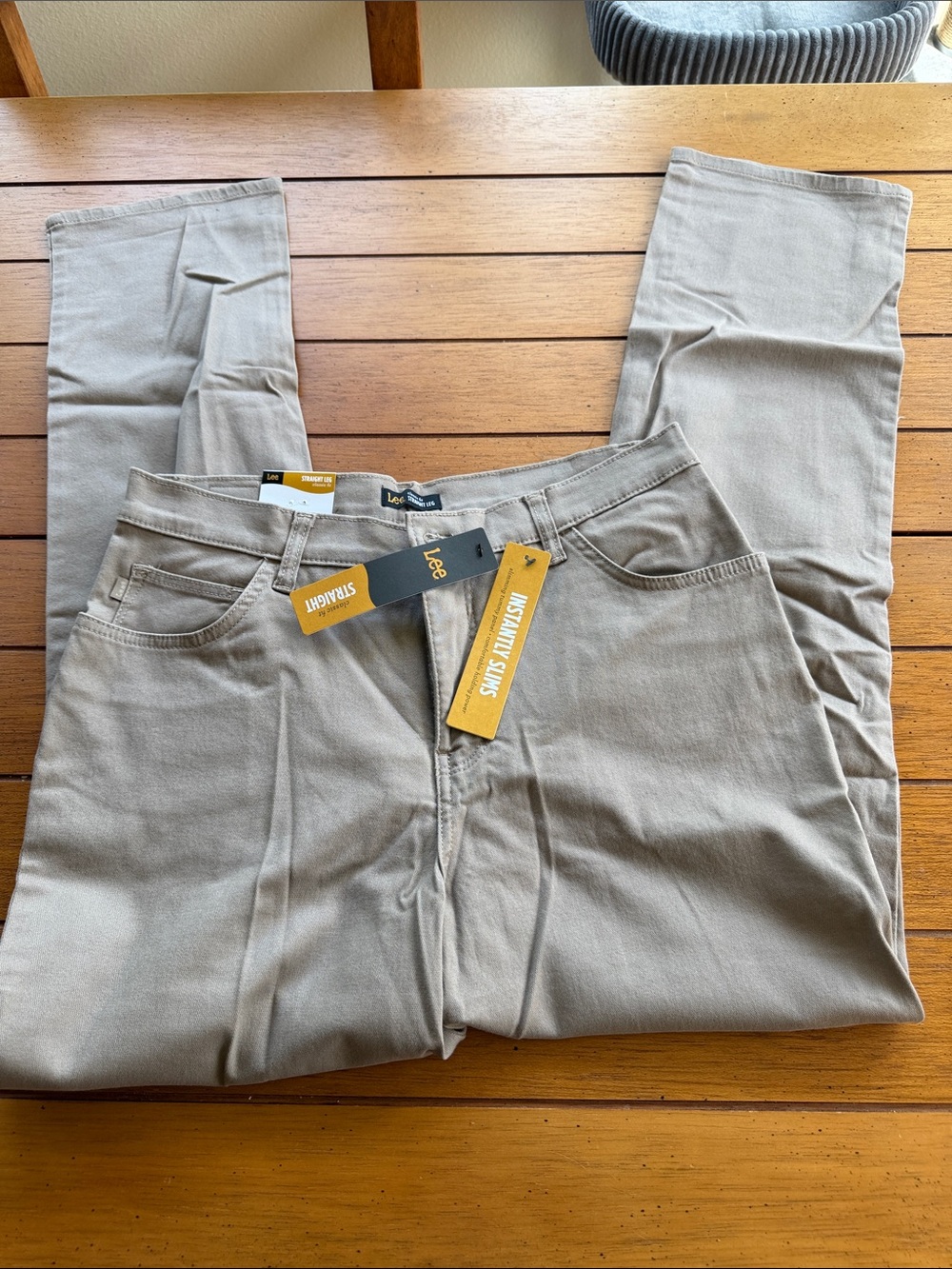 Lee Straight Leg Pants in Light Taupe